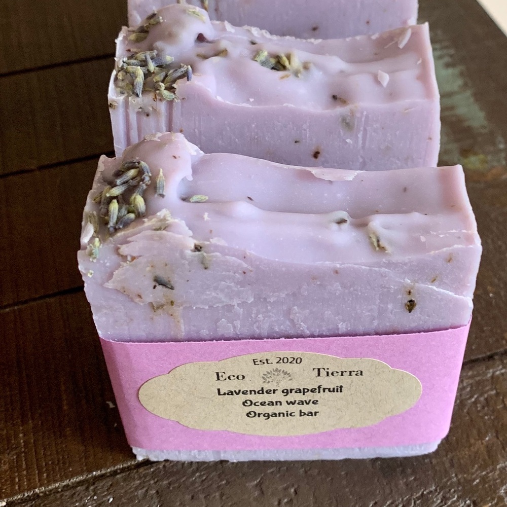 Handmade soap - Picture 2 of 5